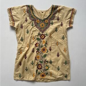 Yellow Embroidered Sunflower Short Sleeve Tunic Top / Indian Cotton Boho Hippie